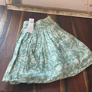 NWT green pleated flower mini flowy skirt